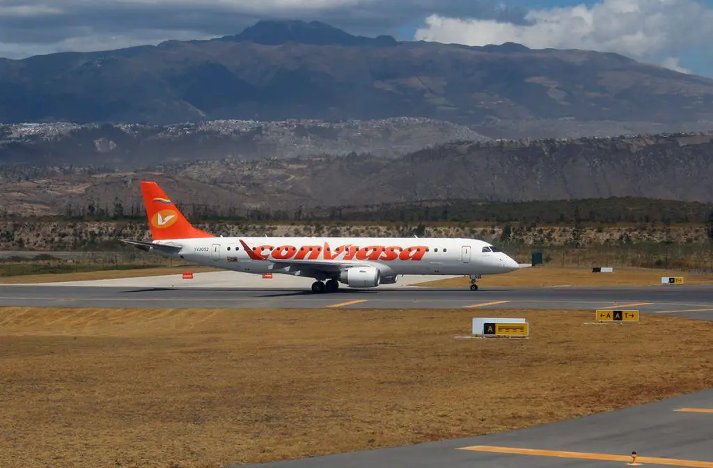 conviasa flights porlamar caracas quito guayaquil schedules prices frequencies