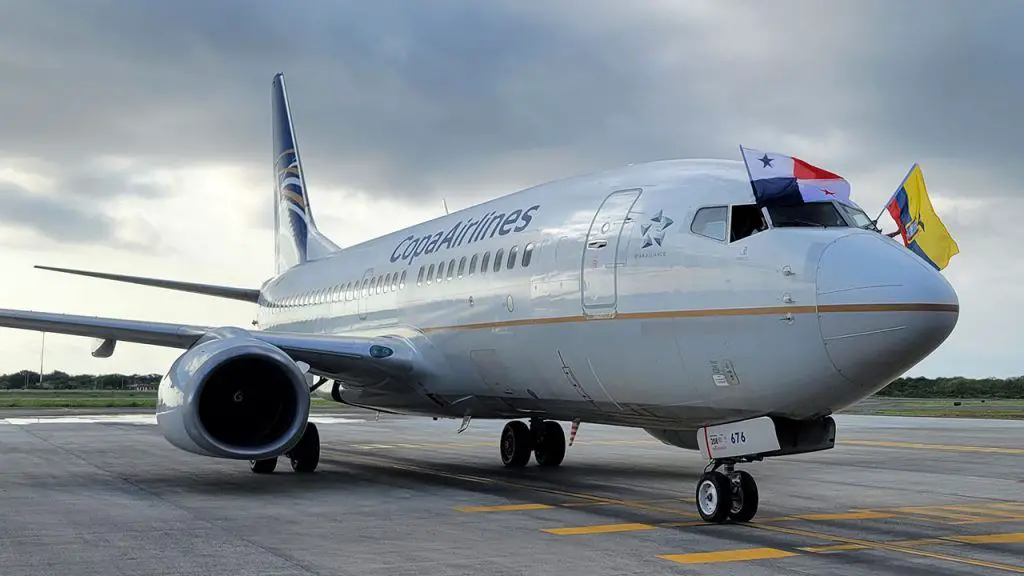 copa 30 ecuador años operaciones vuelos aniversario ruta quito guayaquil manta