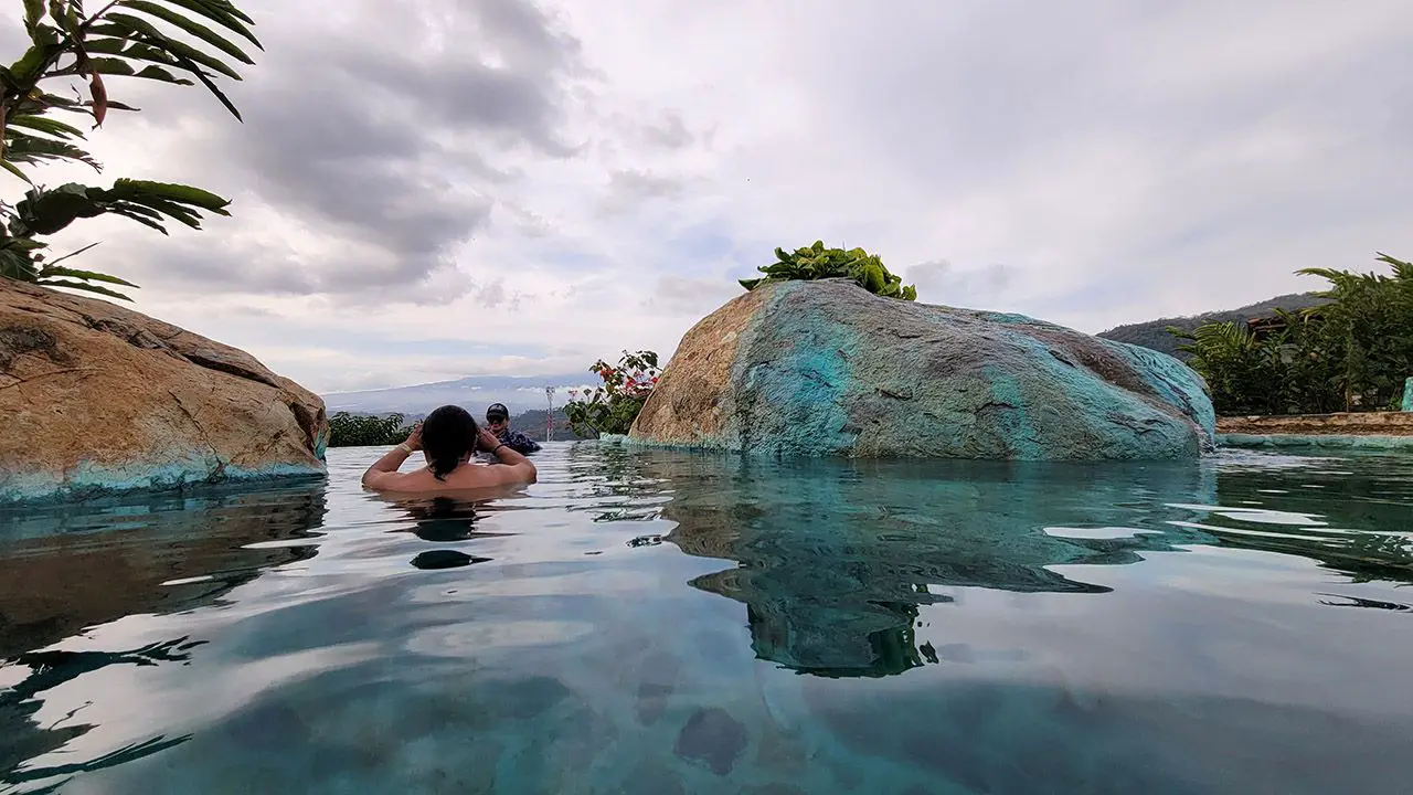 ¿Qué tiene Costa Rica que nosotros no? costa rica turismo diferencias lo bueno de conocer seguridad comida medio ambiente