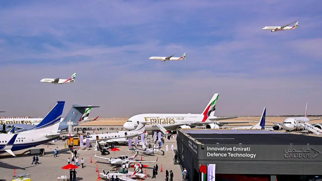 Dubai airshow ordena pedidos notícias notícias 2025 AirbusBoeing Embraer