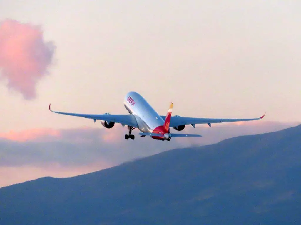 ecuador nuevos vuelos oportunidades estados unidos españa