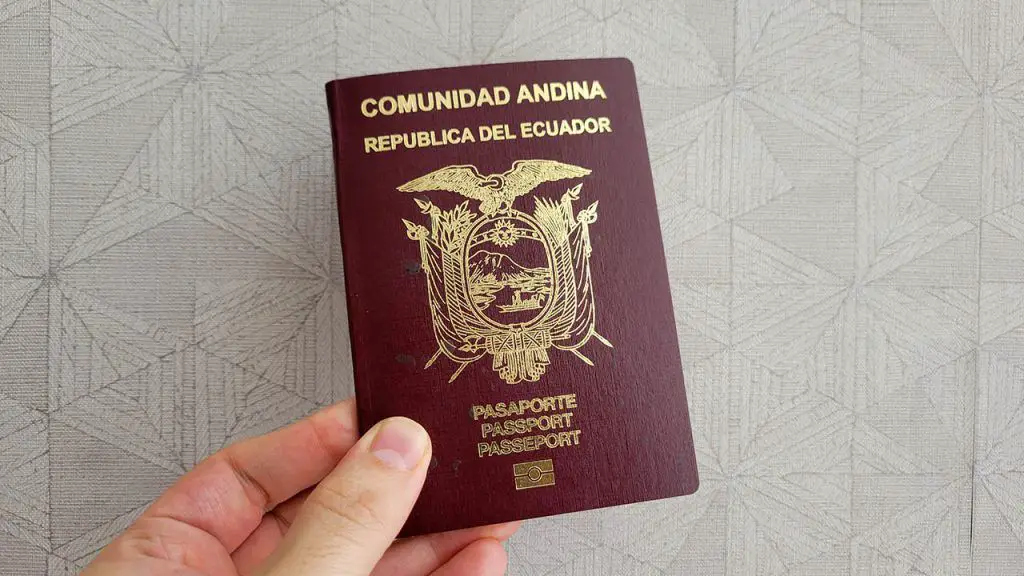 turnos pasaporte ecuador ecuatorianos registro civil emitir nuevo renovacion perdida viaje salud deporte documentos costo