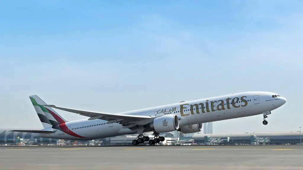 emirates announces flights dubai miami bogota colombia airline route Emirates Boeing 777