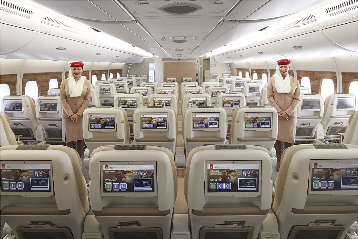Emirates apresenta sua nova cabine Premium EconomyEconomymy Emirates Premium Economy cabina pasajeros clase