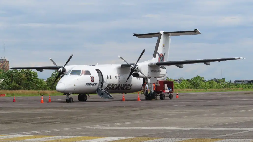empresa aerolinea Avioandes revocatoria permiso de operacion vuelos chárter taxi aéreo servicio