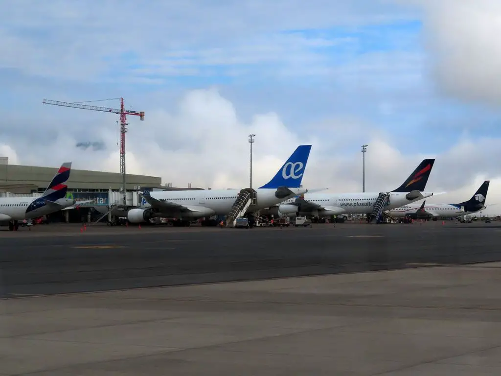 estado vuelos ecuador coronavirus quito guayaquil