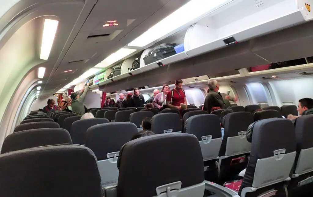 como evitar jet lag vuelos largos efectos