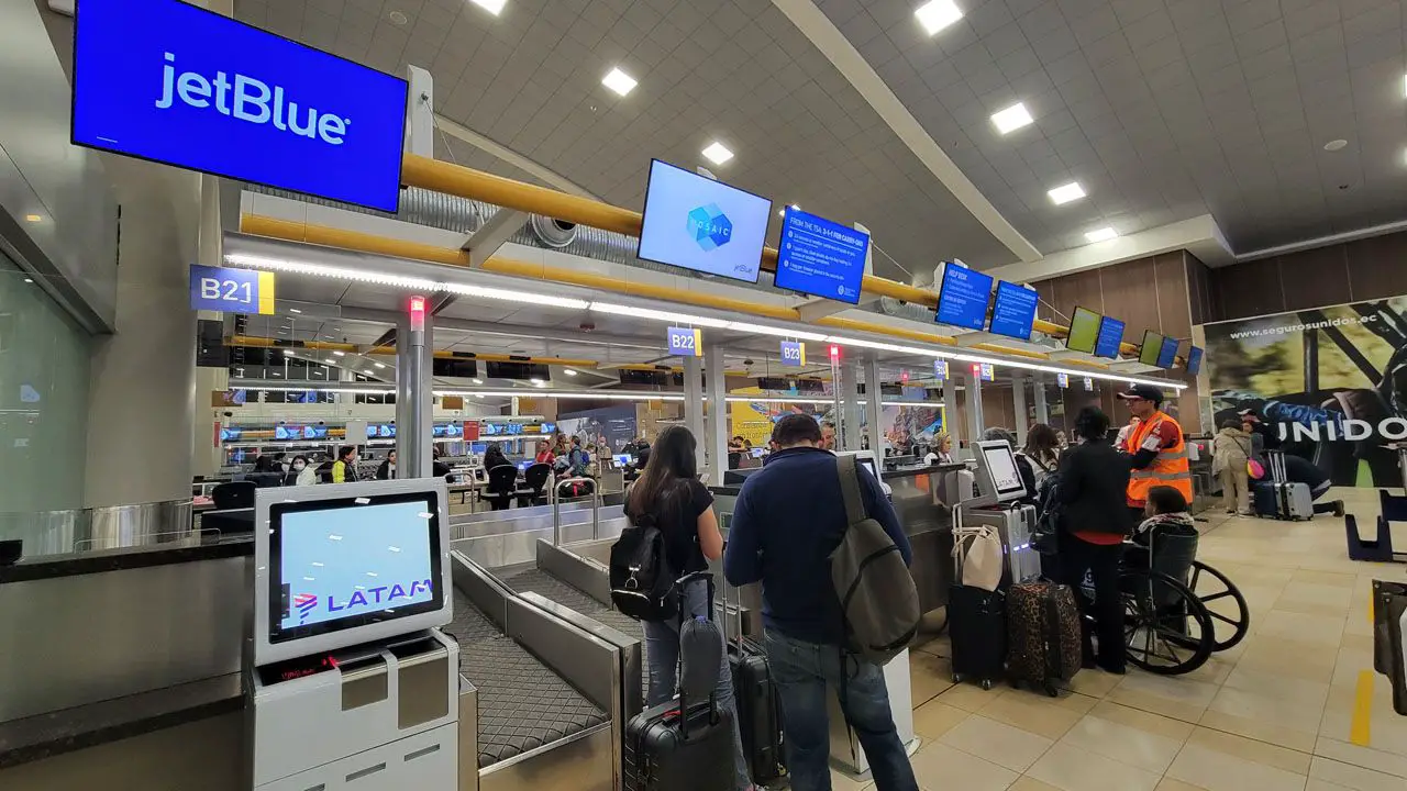 relatório de voo jetblue quito fort lauderdale nova york