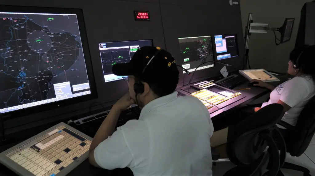 Guía para ser Controlador de Tráfico Aéreo