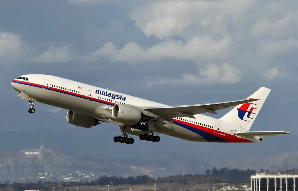 planes that have disappeared disappeared lost history plane crashes mh370 malaysian airlines flights