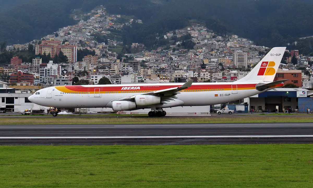 iberia airbus 340 quito madrid guayaquil despedida vuelos
