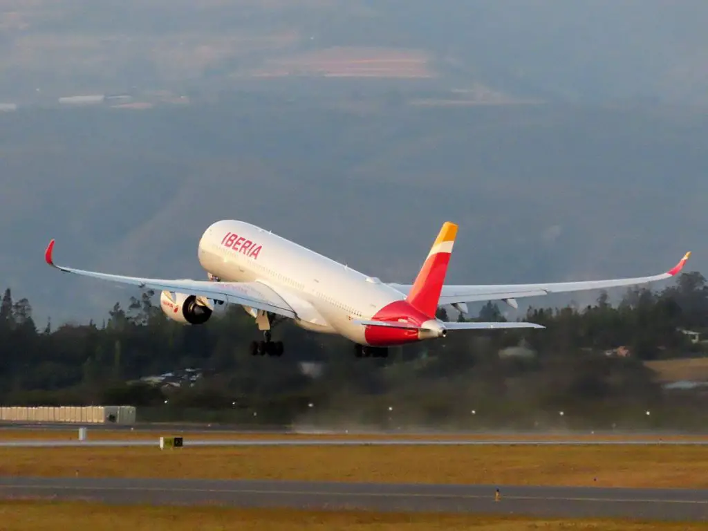 Voli Iberia A350 Quito Madrid