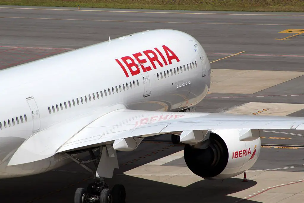 iberia Qatar vuelos Quito doha codigo compartido horarios costos