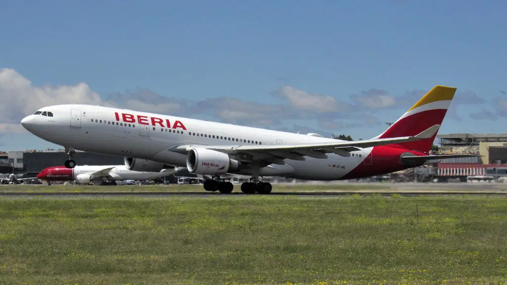 iberia vuelos guayaquil madrid ruta directa horarios