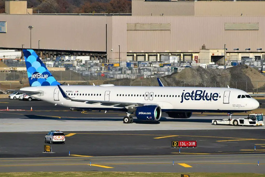jetblue dos vuelos guayaquil nueva york diarios horarios frecuencias costo