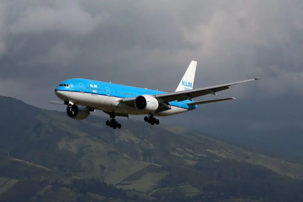 KLM anniversary 66 flights operations Ecuador Quito Guayaquil
