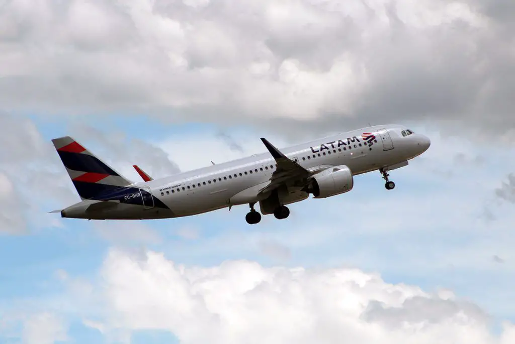 voos latam novembro chile equador argentina brasil peru colômbia chile