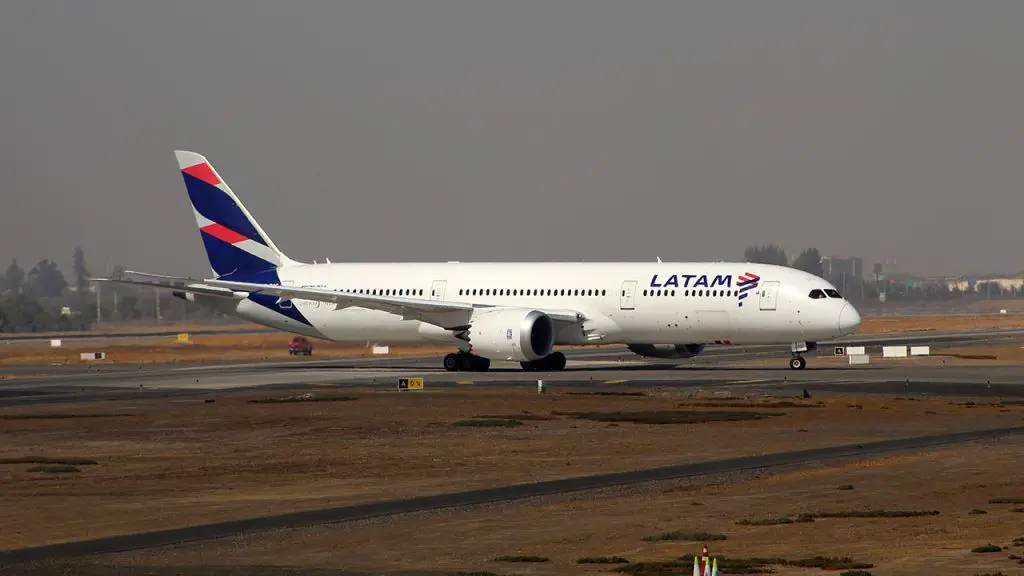 LATAM vuelos Melbourne santiago chile australia conexion ruta itinerario venta pasajes
