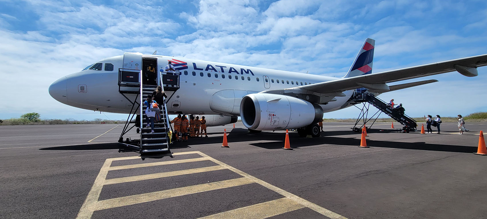 LATAM Ecuador supera nivel de vuelos domésticos en relación al 2019 latam ecuador vuelos domésticos guayaquil quito coca manta cuenca loja galapagos san cristobal baltra