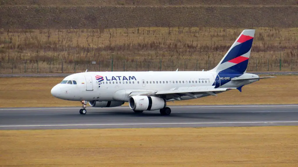 latam equair afectados reprogramacion vuelos vuelo proteccion