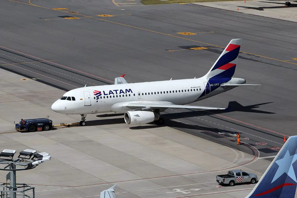 latam ecuador rutas vuelos domesticos nacionales