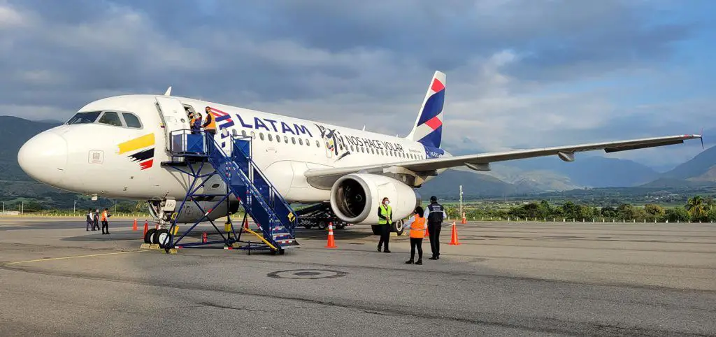 Latam Equateur suspend les vols Quito Loja Catamayo fréquences horaires itinéraire destination