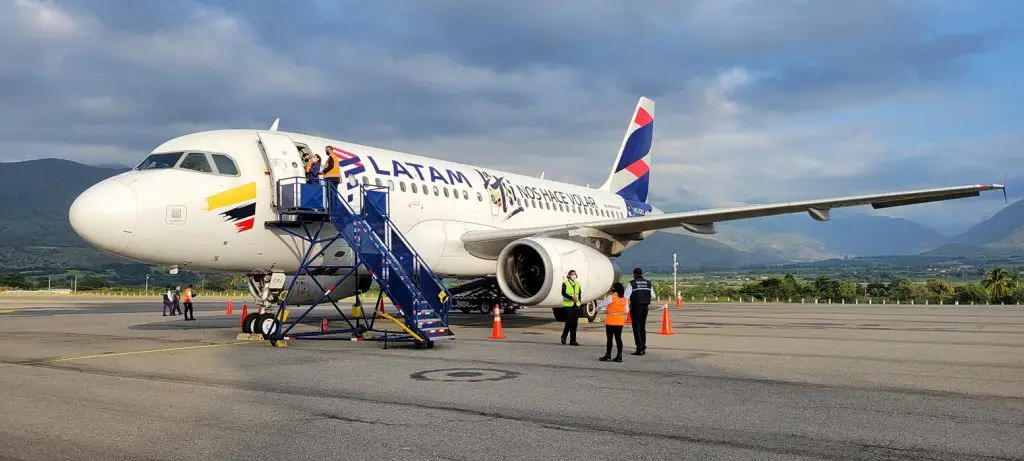 venta costos horarios frecuencias vuelos guayaquil cuenca latam ecuador aeropuerto ruta