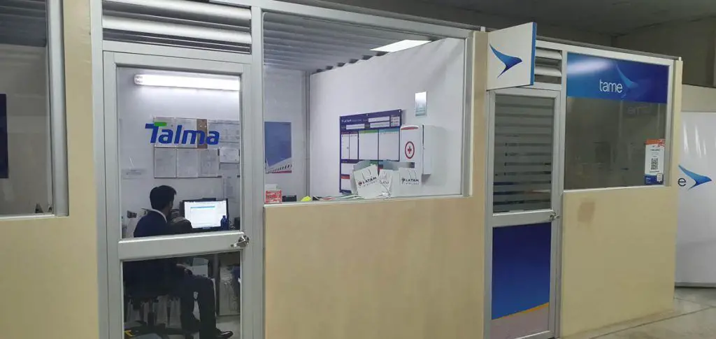 vuelo inaugural LATAM quito manta