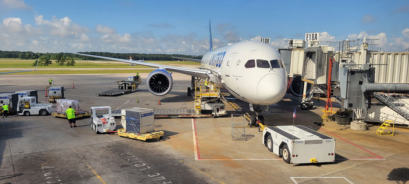 Checklist para no olvidarte nada antes del viaje checklist viajar no olvidarse cosas lista pasaporte tarjeta de credito ropa