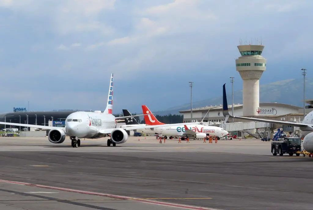 maio requisitos de entrada equador galápagos nacionais voos internacionais documentos pcr teste negativo cartão de vacinação vacina