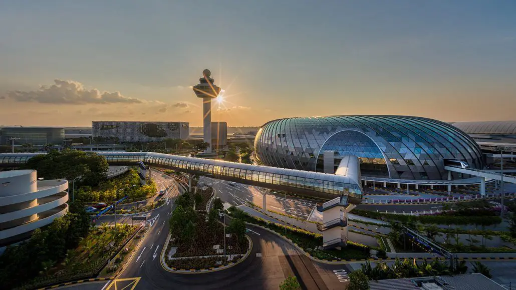 mejores aeropuerto del mundo mejor aeropuerto Skytrax Changi Oman Tokio Quito Bogota Costa Rica