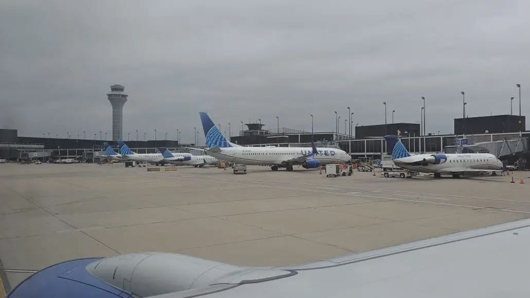 paquetes aereos cruceros viajes vuelo vuelos aerolineas empresas de crucero