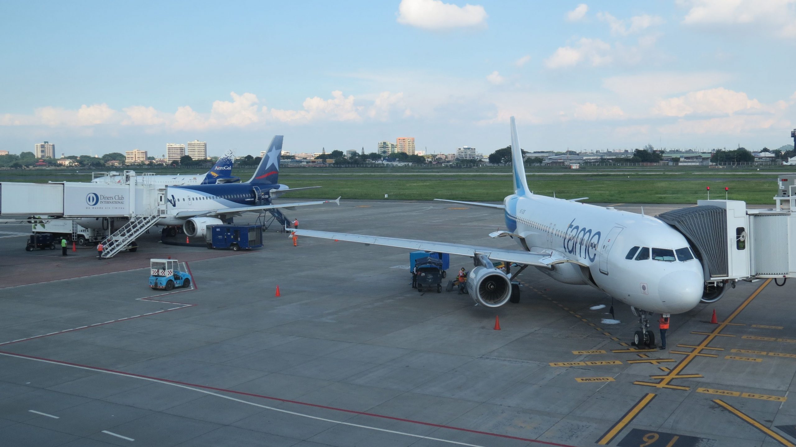 ¿Cuál fue la aerolínea ecuatoriana más puntual durante el 2017? aerolínea ecuatoriana más puntual durante el 2017