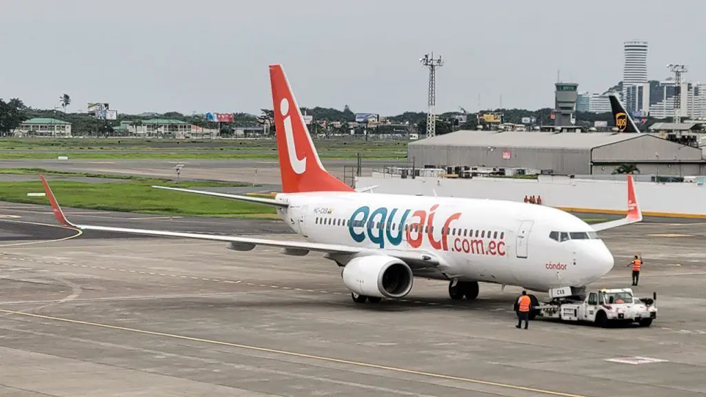 que paso con equair vuelos suspension cierre vuelo operaciones quito guayaquil coca galapagos san cristobal baltra
