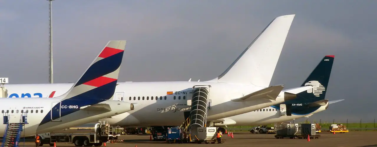 Companhias aéreas do Equador compensação voo atrasado cancelado sobrevenda receber compensação autoridade aeronatuca dgac dac administração geral