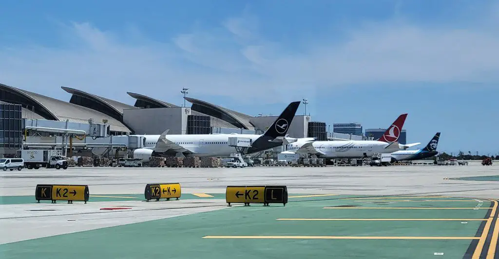 marzo tráfico aéreo recuperacion vuelos pasajeros aerolineas estadisticas iata informacion 2022