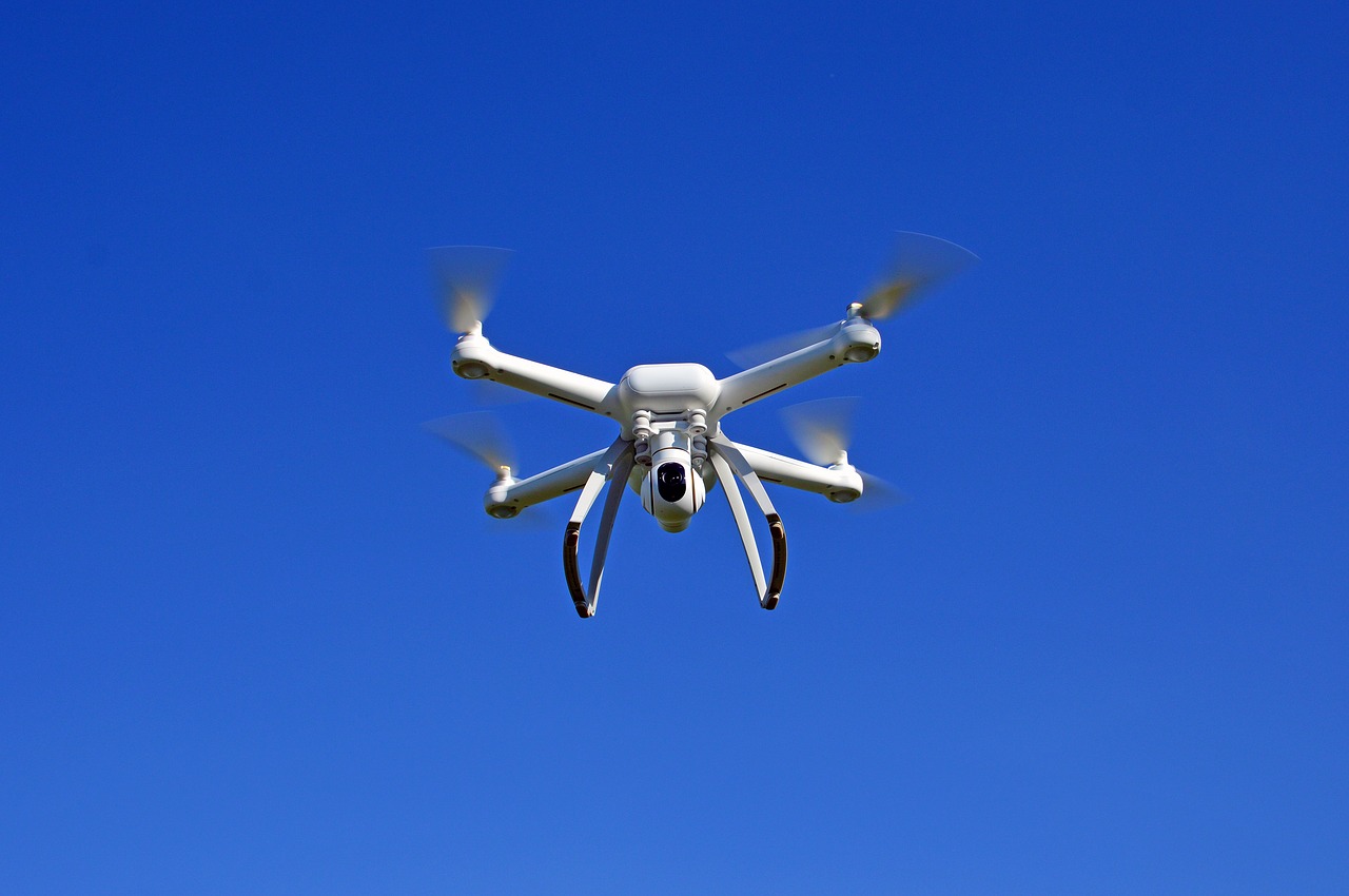 Ecuador cuenta ya con reglamento para la operación de RPAS - dron reglamento operación rpas dron drones ecuador