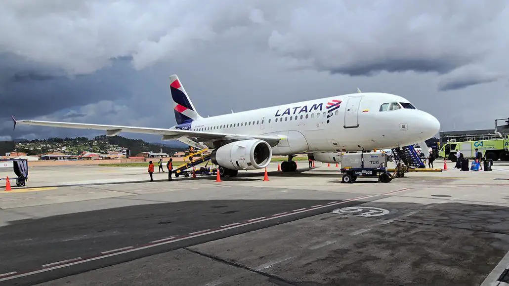 Vuelo Cuenca Guayaquil reporte como es volar cuanto cuesta ruta destino vuelos Aeropuerto horarios itinerarios cuanto dura cuanto es