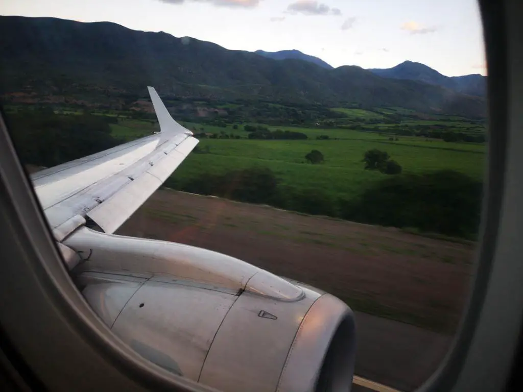 reporte de vuelo entre Quito Loja Catamayo Tame EP