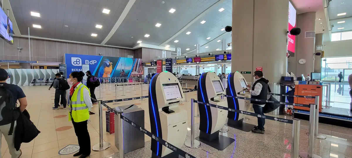 check-in aeroporto quito voo galápagos