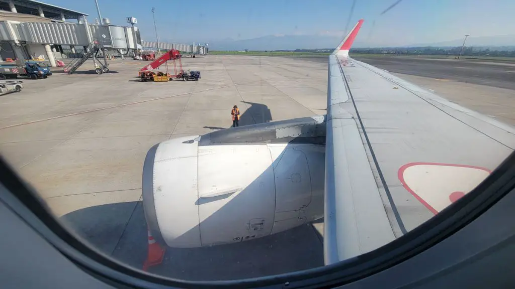 Quito Miami vuelo reporte servicio check in chequeo documentos itinerario viaje vuelos