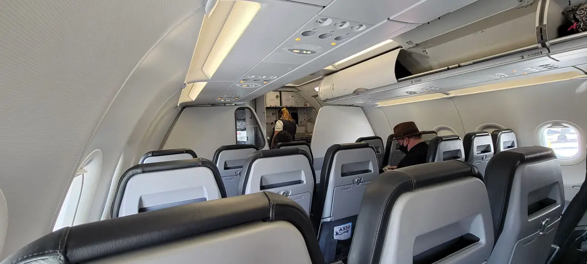 vuelo aerolinea bajo costo frontier airlines angeles vegas