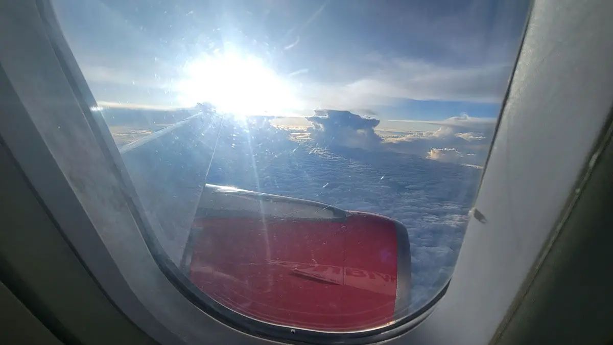 inaugural flight quito medellin avianca