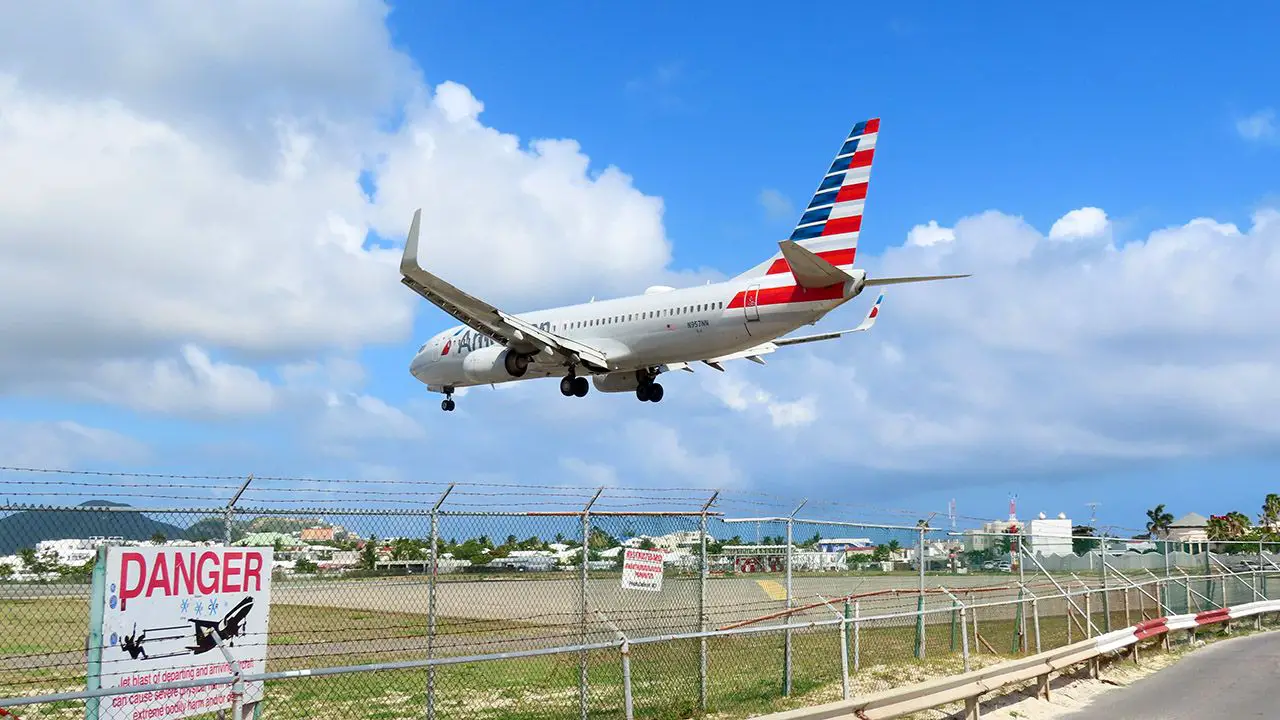 Entry requirements for Sint Maarten » Nicolas Larenas