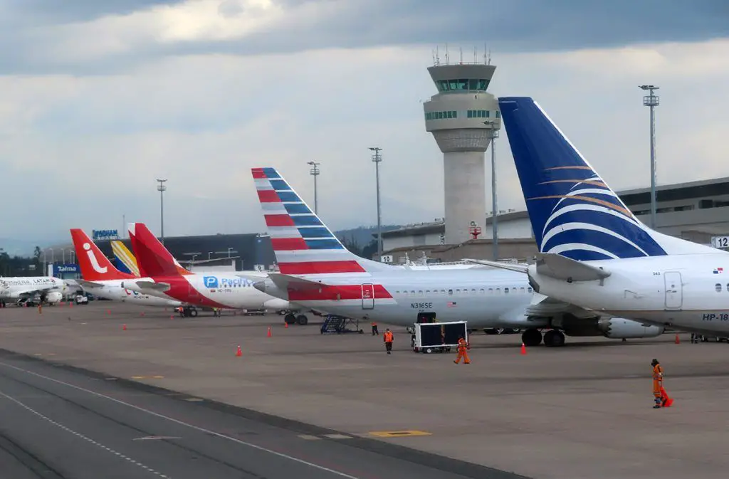 Ecuador requisitos julio vuelos viajar entrar Galapagos internacionales destino documentos visa pasaporte cedula