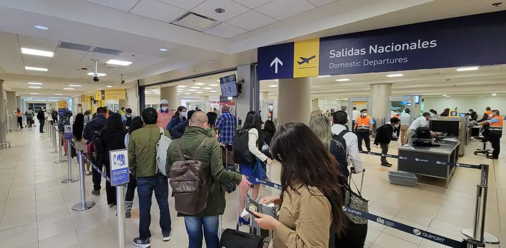 travel restrictions affectation recovery flights airline industry