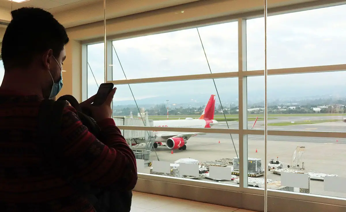 Dicas para uma viagem mais tranquilaais calmas primeira viagem viagens voar voos Tips viaje más tranquilo recomendaciones primer viaje viajar volar vuelos