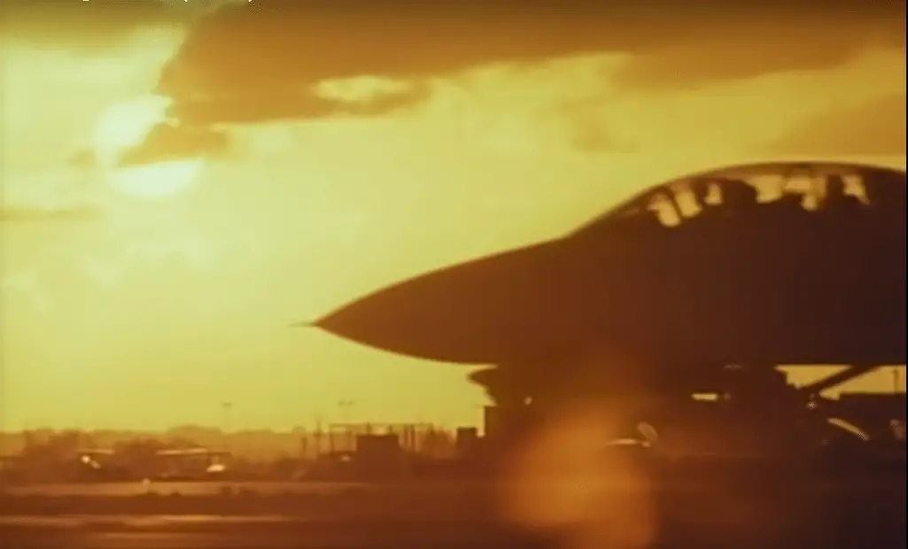 TOP 10 vídeos musicales AvGeek para amantes de la aviación vídeos musicales AvGeek