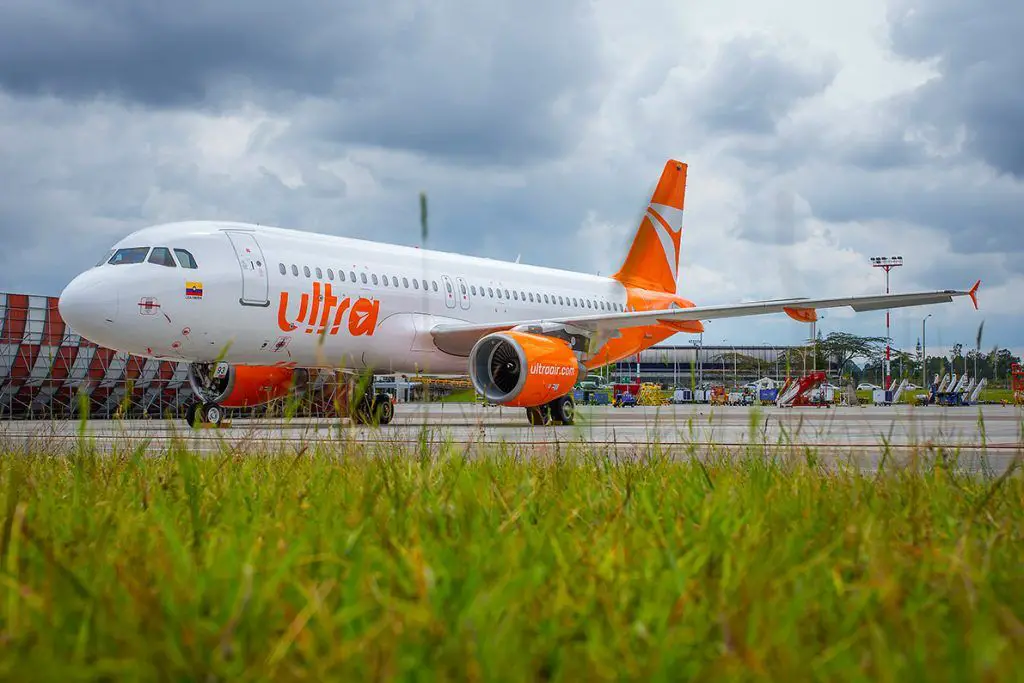 Ultra Air vuelos Cali medellin cartagena san andres santa marta bogota