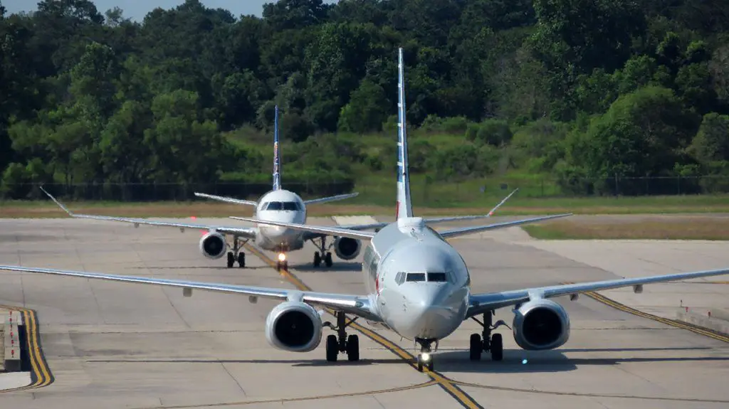 united american airlines rutas latinoamerica vuelos tulum aumento frecuencias destinos caribe brasil argentina ecuador colombia peru mexico costa rica república dominicana